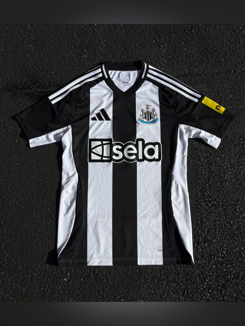 Newcastle United 2024/25 ADIDAS Home Football Shirt England Soccer Jersey Size S